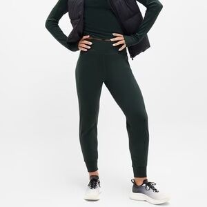 NWT Athleta Distance Jogger // Elm Green